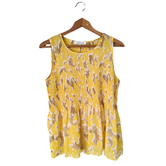 Rose & Olive Sleeveless Blouse Shirred Chest Scoop Neck Yellow Floral White Tan - Picture 3 of 7